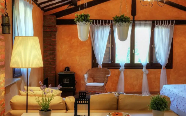 Bright Holiday Home in Modigliana With Swimming Pool