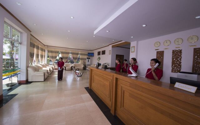 Shwe Poe Eain Hotel 1