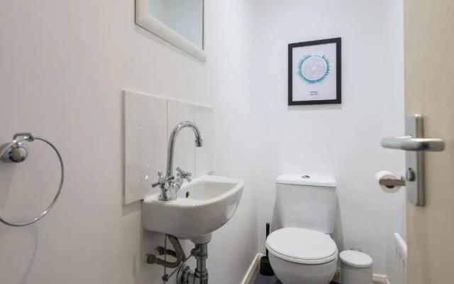 Downtown and central 1 bed in Edinburgh, sleeps 4
