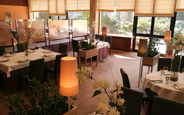 Booking Hotel & Spa