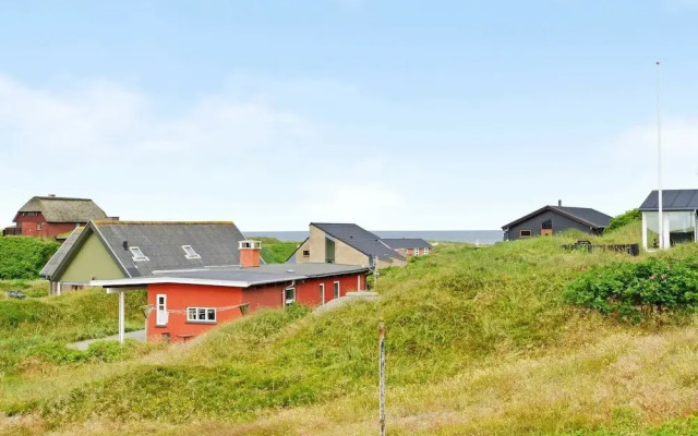 Peaceful Holiday Home in Henne With Sea View