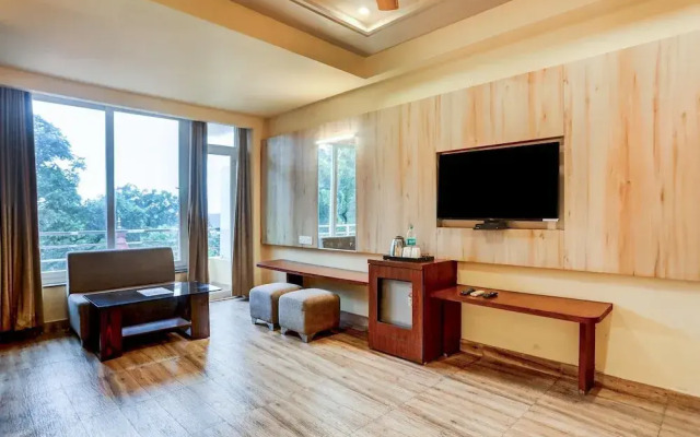 Luxury Stays at Mussorie Foothills
