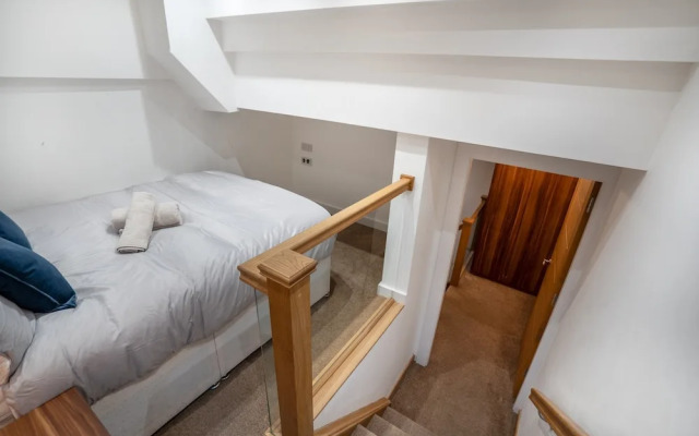 2bed-ground Floor-free Parking