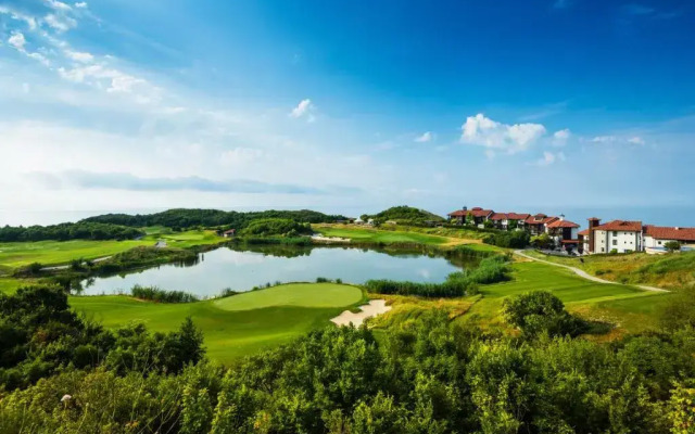 Thracian Cliffs Owners Apartments