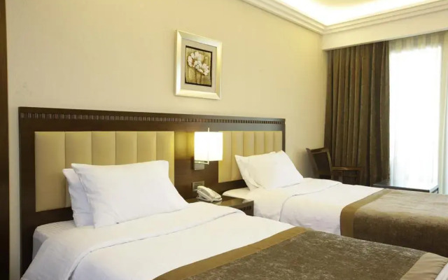 Lancaster Suites Raouche