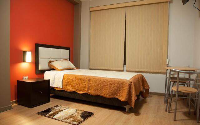 Plaza Sur Hotel & Suites