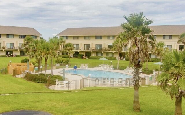 Summerhouse 251 2 Bedroom Condo by RedAwning