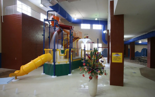 Holiday Inn Omaha Downtown - Waterpark by IHG