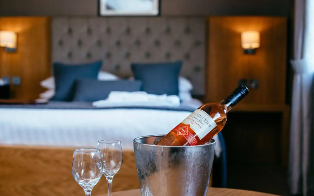 The Redhurst Hotel