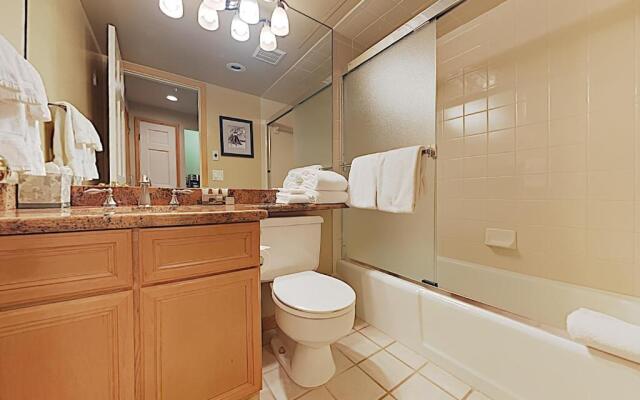 Timberline Condominium Studio Deluxe Unit 117