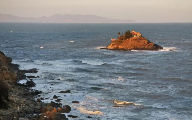 Ocean Star Hotel