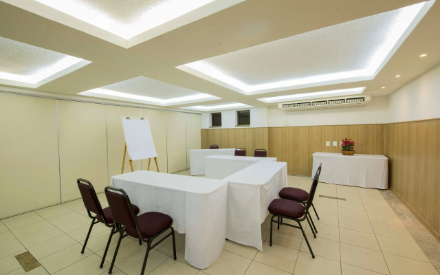 Magna Praia Hotel