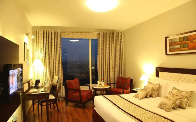 TreeHouse Queens Pearl