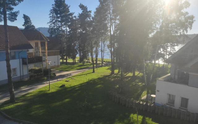 Lipno Riviéra - Myši v botě