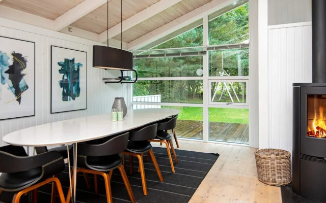8 Person Holiday Home in Nordborg-by Traum