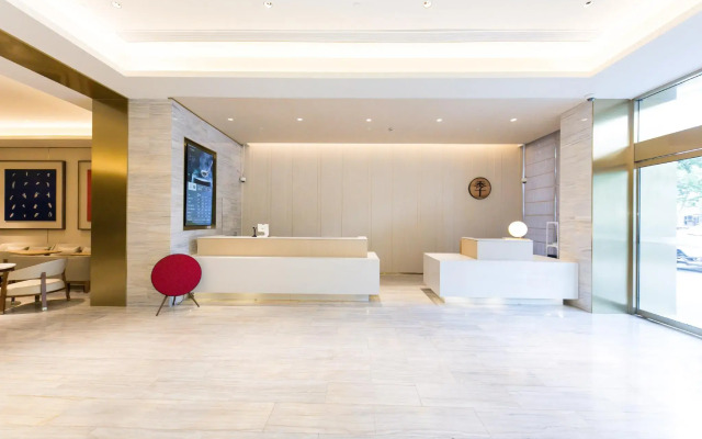 Ji Hotel Shanghai Daning Lingshi Park