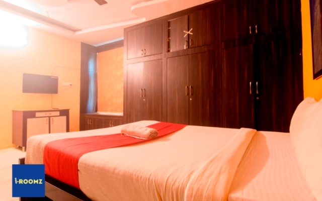 iROOMZ HOTEL PEACEFUL STAY VILLA