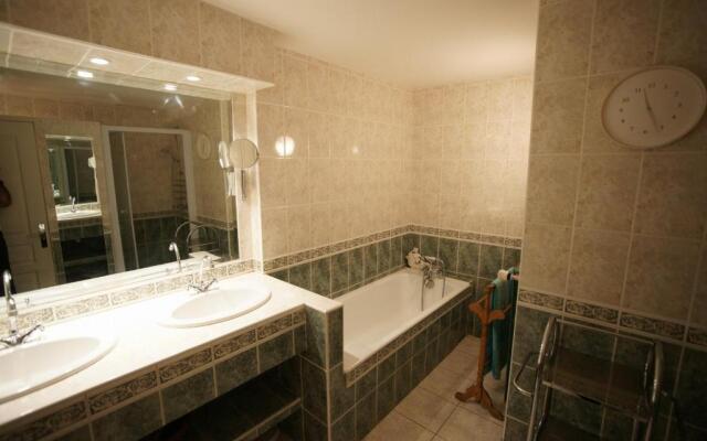 Chez Jean Pierre - Charming 17th century house with 7 bedrooms