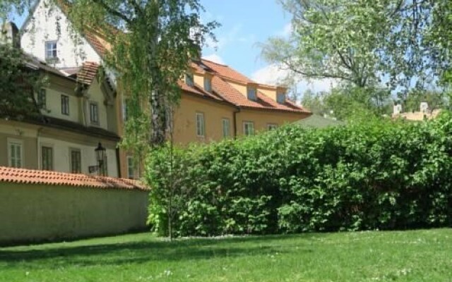 Garden Residence Prague Castle