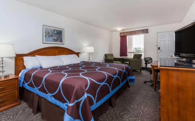 Days Inn by Wyndham Taber