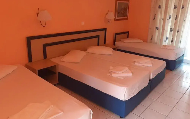 Polychrono Beach Hotel