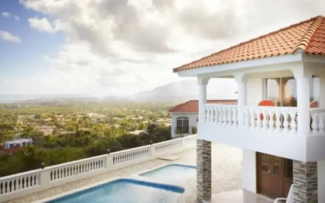 La Vista Villa