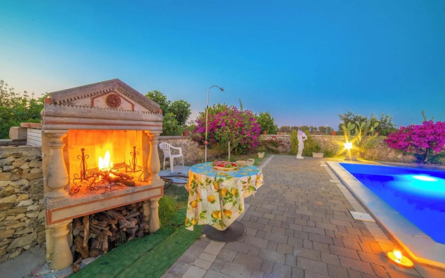 Tenuta Apollonio Pool & Relax