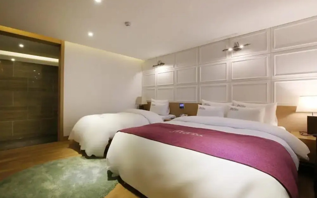 Hotel Class