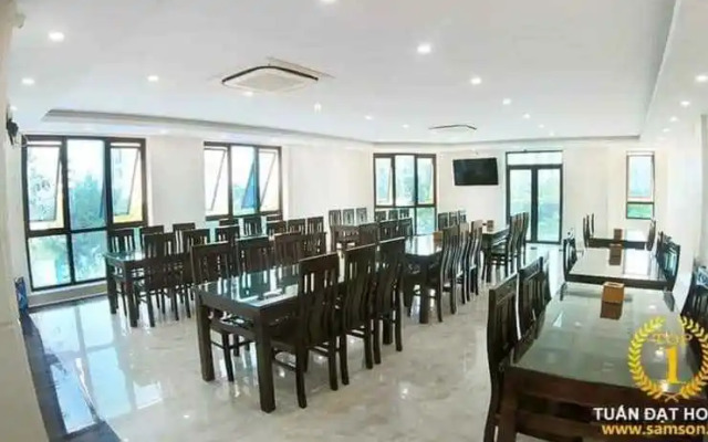 Tuan Dat Luxury Hotel FLC