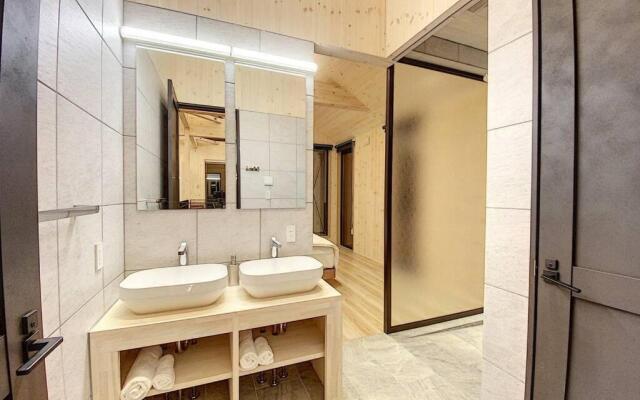 Torinosu — Luxury 5-bedroom chalet