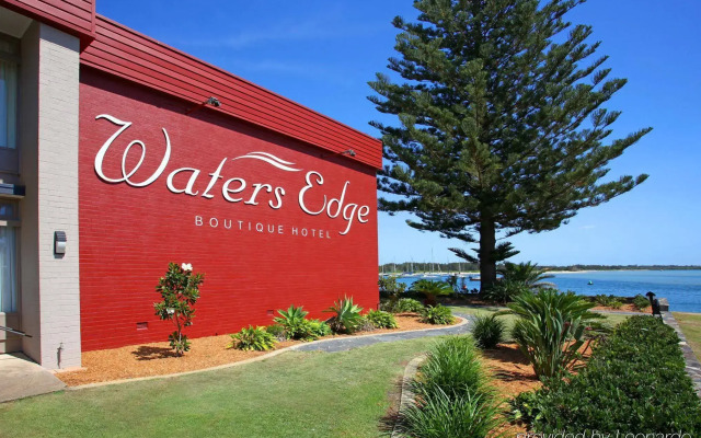 Comfort Resort Waters Edge