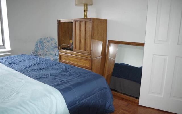 Modern Elevator Building with Attended Lobby