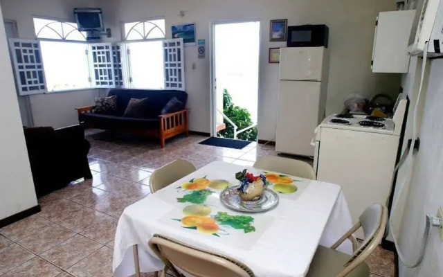 Casa Robinson Guest House
