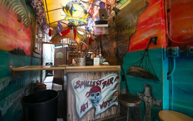 Smallest Bar Inn