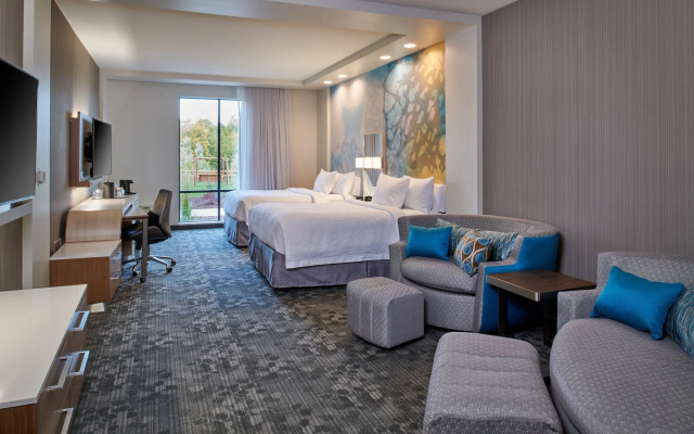 Courtyard Petoskey at Victories Square