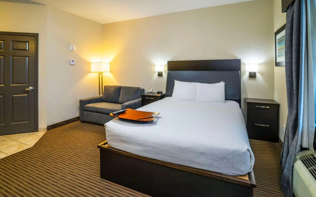 Quality Inn & Suites