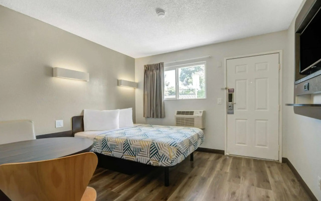 Motel 6 San Jose, CA - Airport