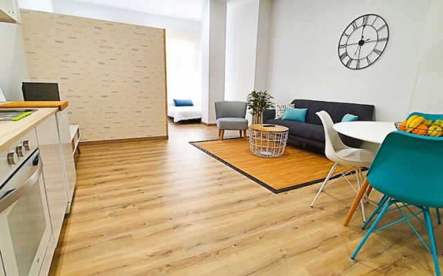 Apartamentos Antares S.L.