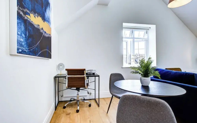 Hybrid Resi - New Malden