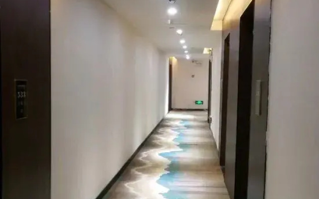 Shengshi Zhonghua Hotel