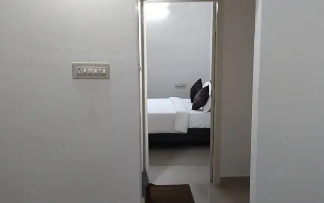SLV Aashraya Apartment Stay