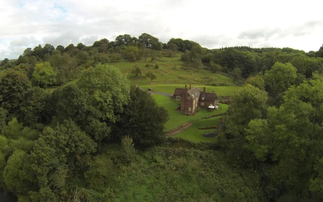 Worralls Grove Guest Farm House