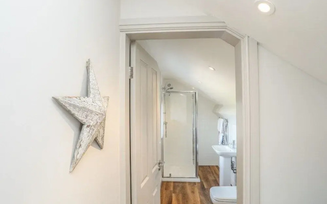 Southcott Apartment
