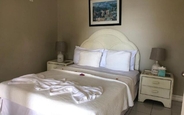 Marigot Beach Club and Dive Resort
