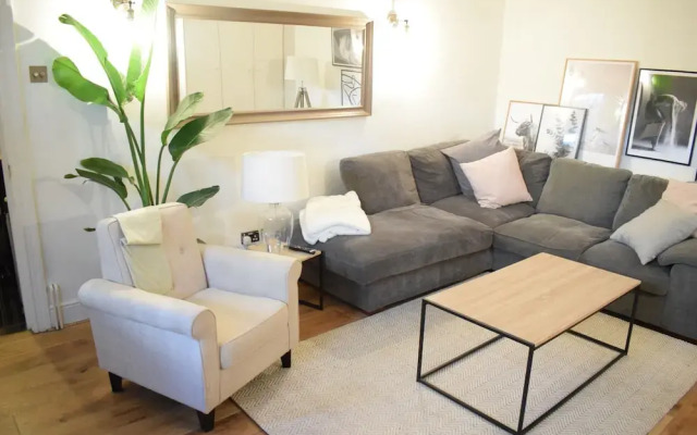 Spacious Studio in Central Location in Westminster