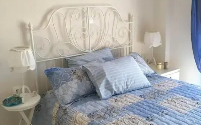 Inviting 2-bed Apartment in Nikiti, Greece