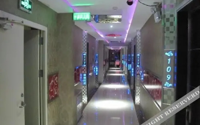 Zhalantun Hongfu Inn