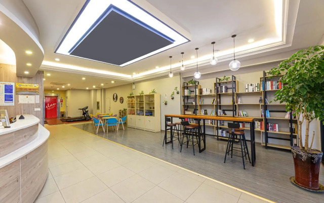 Elan Inn Yixing Bus Station