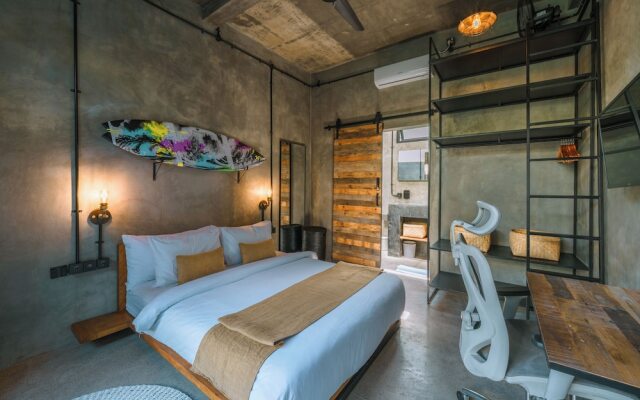 Villa Konkrete - Tropical 3BR