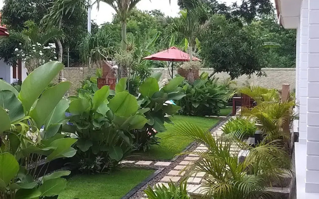 Adi Abian Villas